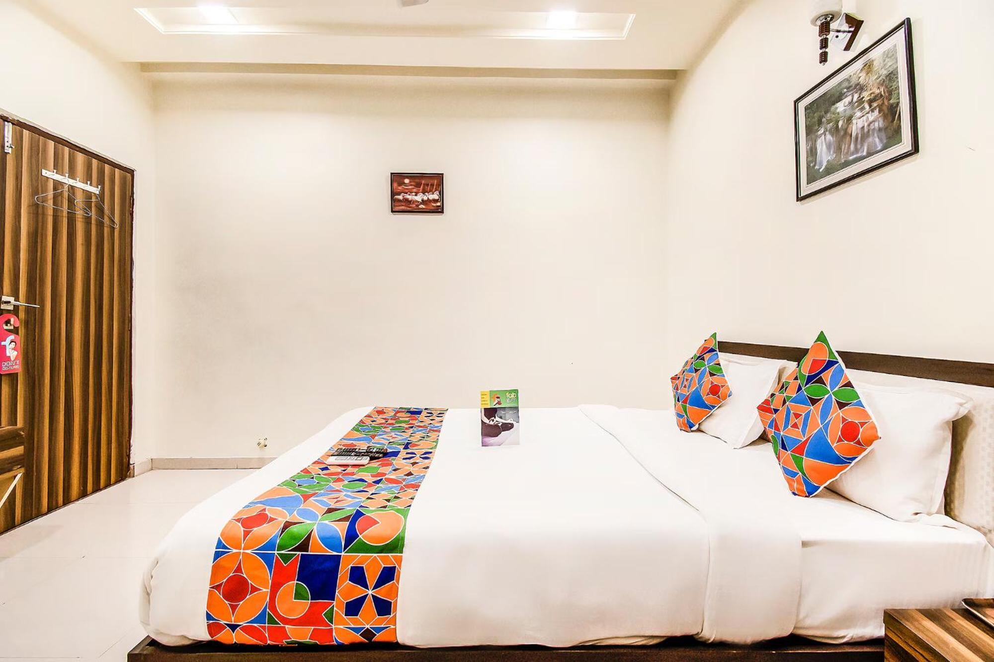 Fabhotel Maher Inn Ahmedabad Exterior photo