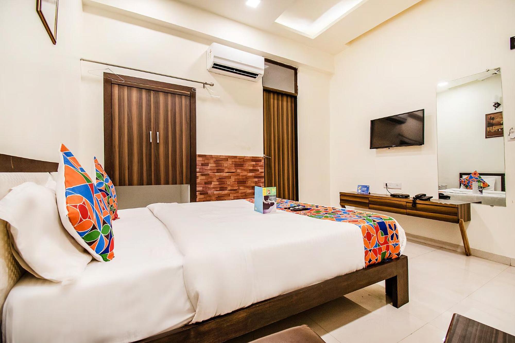 Fabhotel Maher Inn Ahmedabad Exterior photo